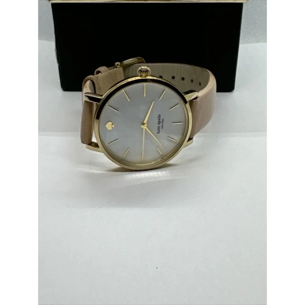 Kate Spade New York Metro 0073 Women's Beige Leather Analog Quartz Watch JNA159
